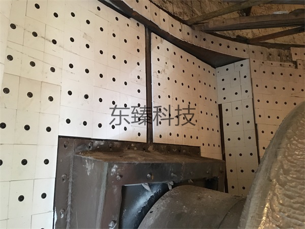 螺柱焊接安装的耐磨陶瓷衬板在咸宁嘉鱼新型建材矿渣磨壳体上的应用案例